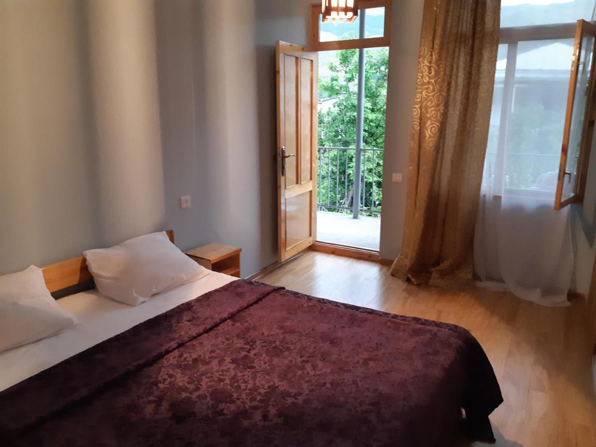 Andranik B&B Goris Luaran gambar