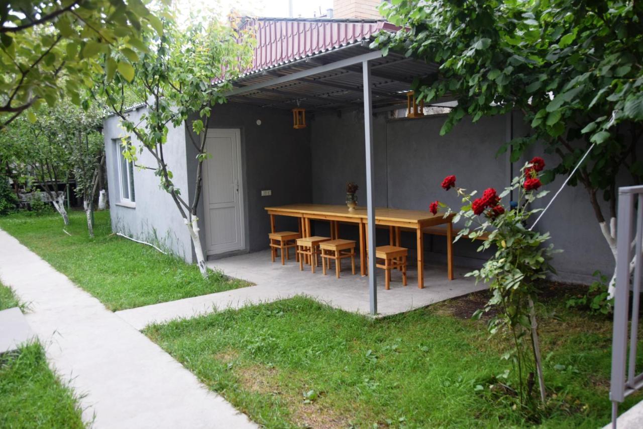 Andranik B&B Goris Luaran gambar