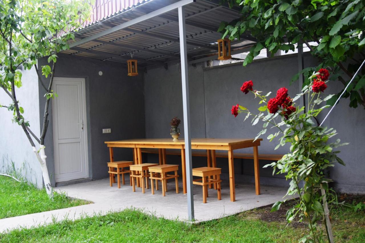 Andranik B&B Goris Luaran gambar