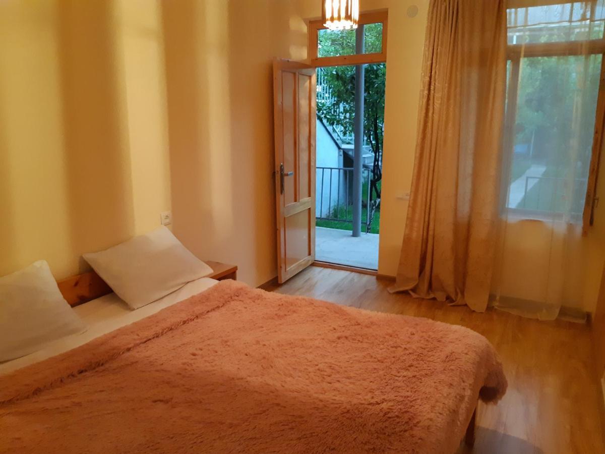 Andranik B&B Goris Luaran gambar