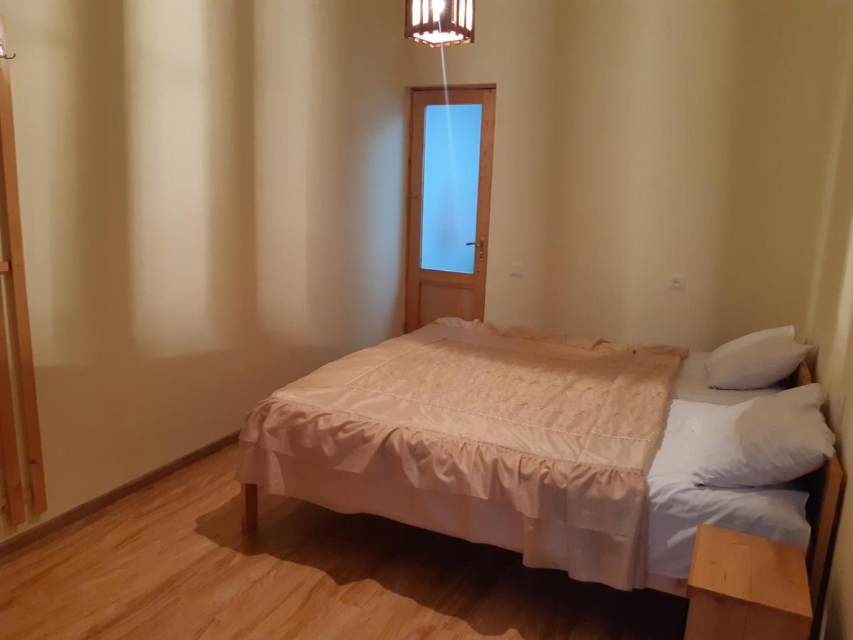 Andranik B&B Goris Luaran gambar