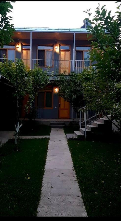 Andranik B&B Goris Luaran gambar