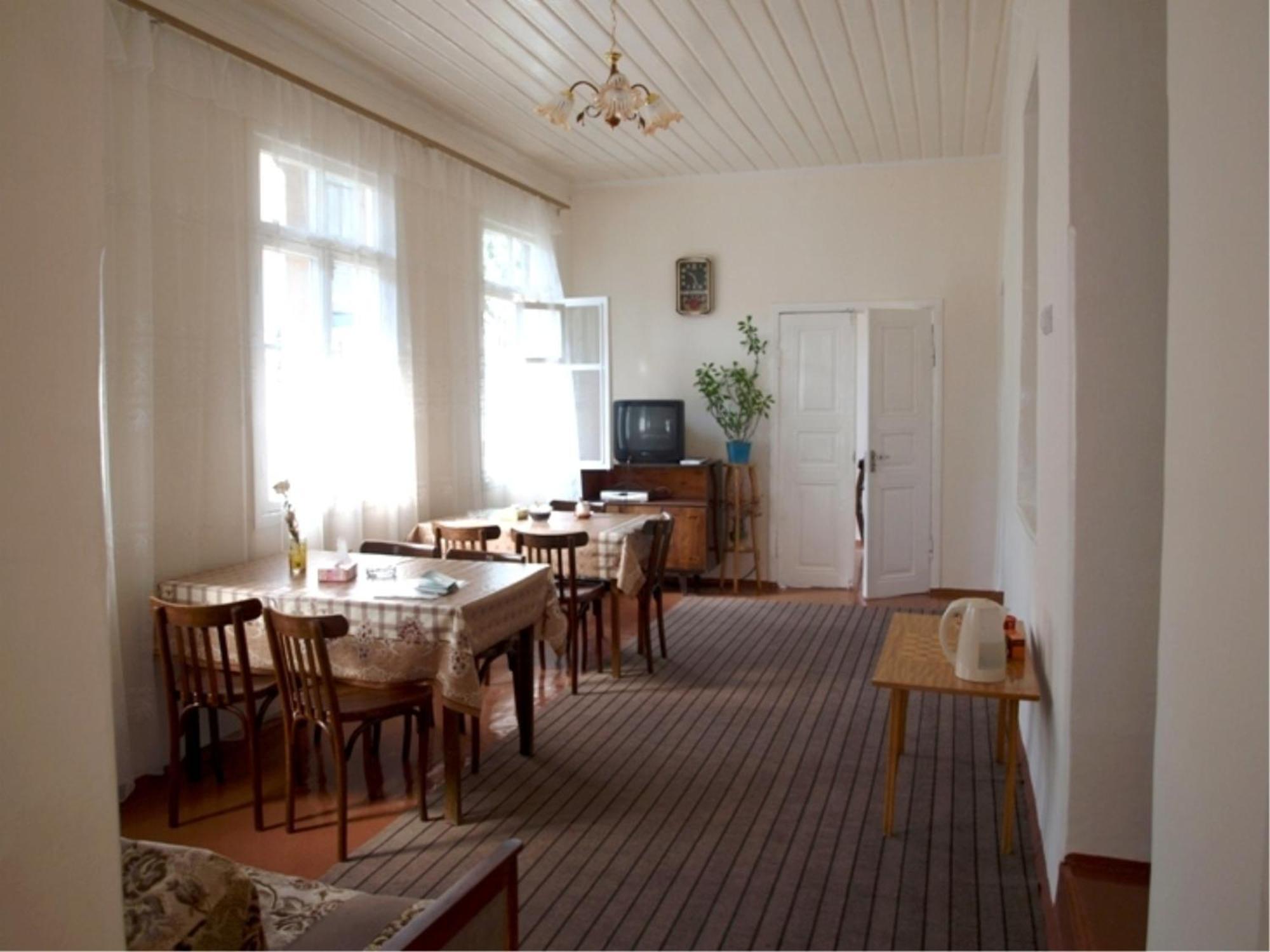 Andranik B&B Goris Luaran gambar